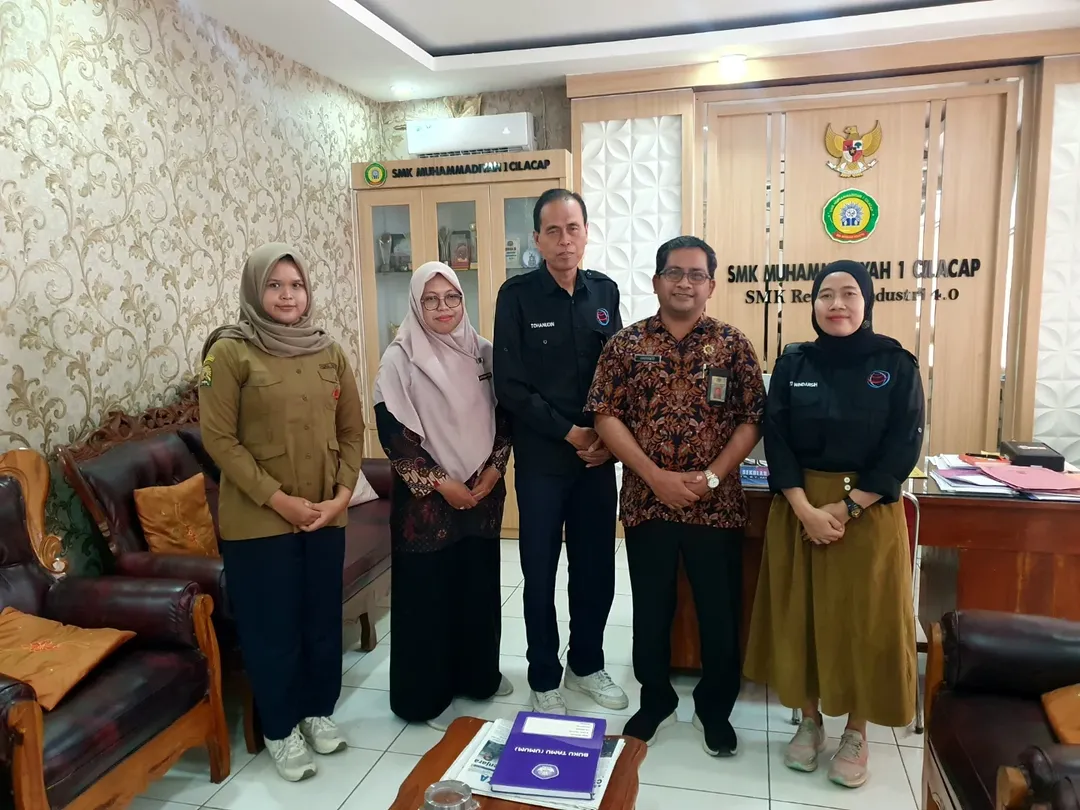 Kegiatan Presentasi LPKS Sinar Dunia bersama Siswa SMK Muhammadiyah 1 Cilacap📍SMK Muhammadiyah